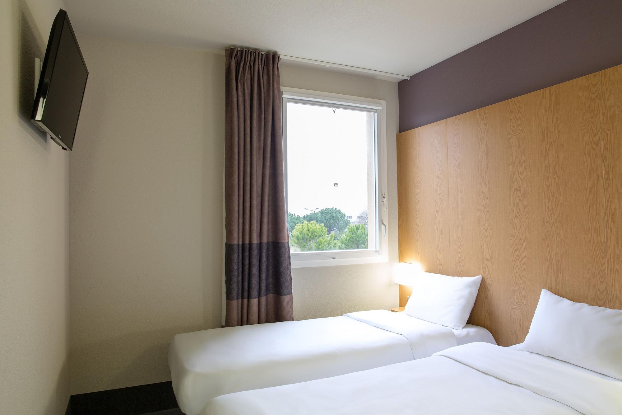B&B Hotel Montpellier Centre Le Millenaire ภายนอก รูปภาพ