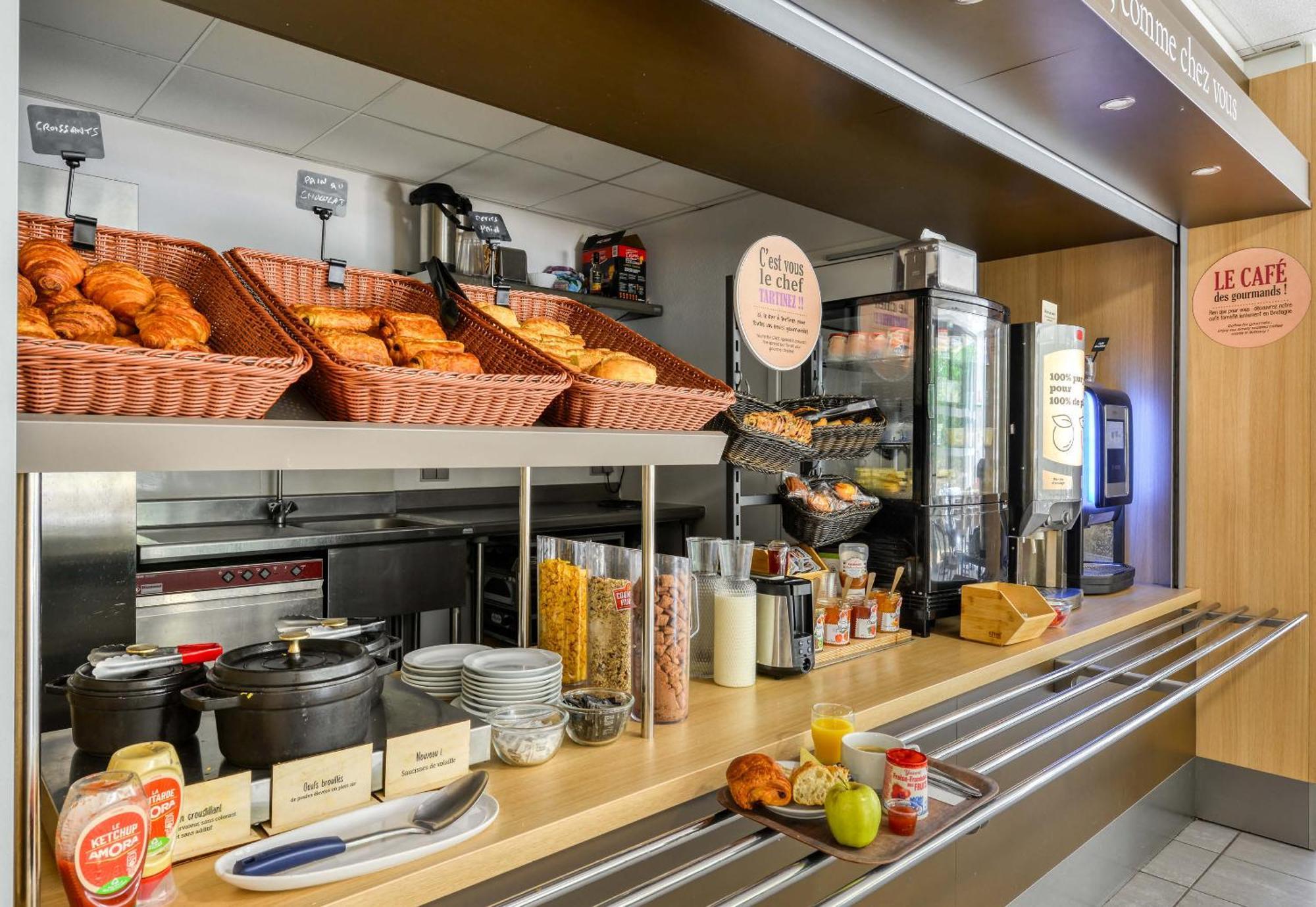 B&B Hotel Montpellier Centre Le Millenaire ภายนอก รูปภาพ