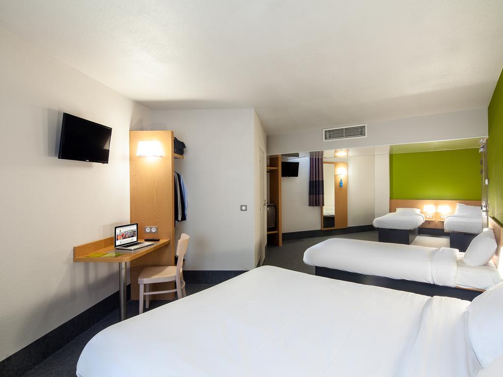 B&B Hotel Montpellier Centre Le Millenaire ภายนอก รูปภาพ